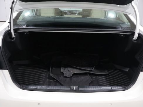 Used 2024 Subaru Legacy Limited image 6