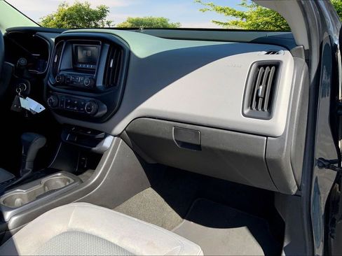 Used 2017 Chevrolet Colorado W/T w/ WT Convenience Package image 25