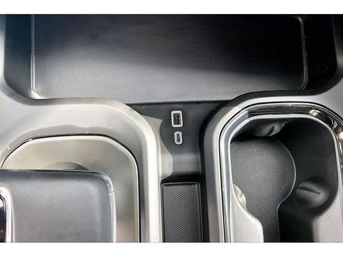 Used 2024 GMC Sierra 1500 AT4X image 27