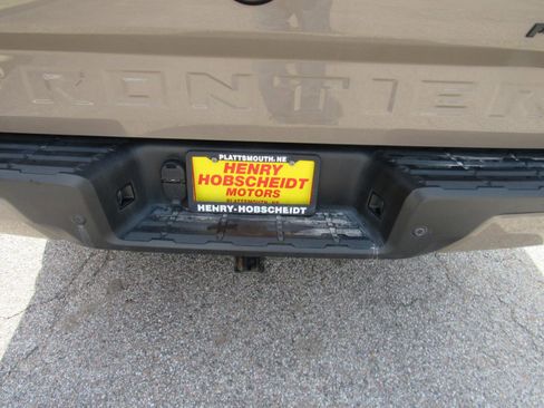 Used 2023 Nissan Frontier PRO-4X w/ Pro-4X Premium Package AWD/4WD image 13