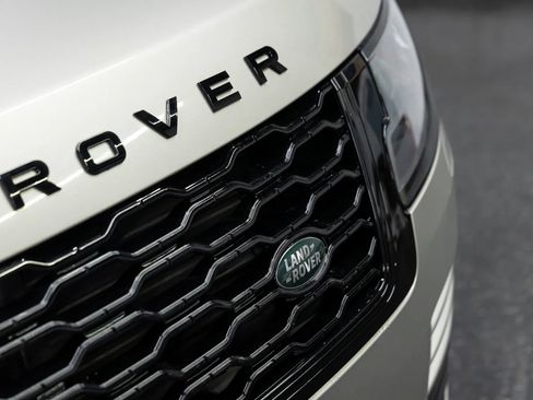 Used 2018 Land Rover Range Rover Supercharged image 6