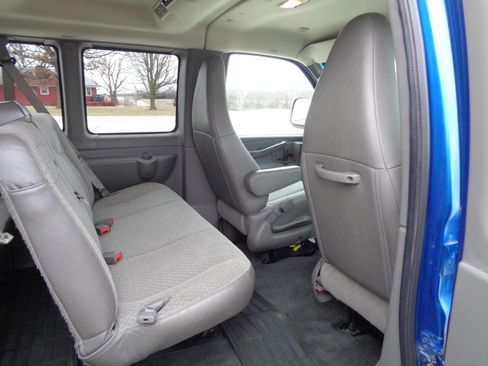 Used 2018 GMC Savana 3500 LT w/ LT Preferred Equipment Group image 34