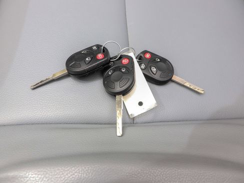 Used 2016 Ford Transit 250 148 Medium Roof image 24