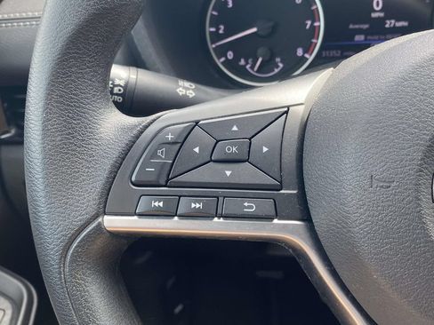Used 2025 Nissan Sentra SV FWD image 19