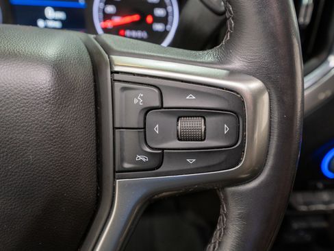 Used 2021 Chevrolet Silverado 1500 LT AWD/4WD image 27