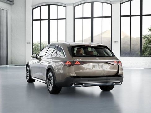 New 2026 Mercedes-Benz E 450 4MATIC All-Terrain Wagon image 27