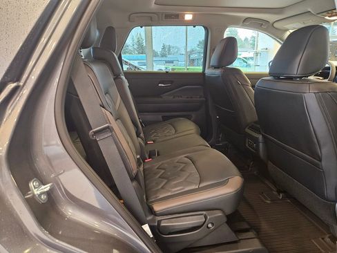 New 2026 Nissan Pathfinder Platinum w/ Cargo Package image 32