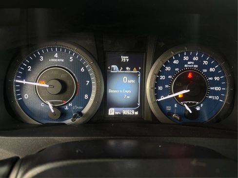 Used 2018 Toyota Sienna LE FWD image 23