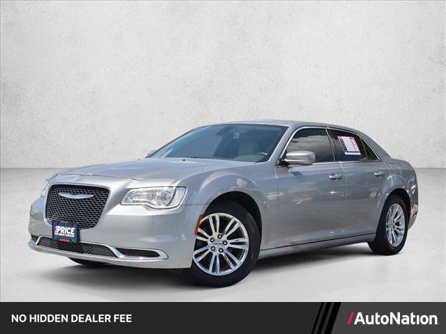 Used 2017 Chrysler 300 Limited RWD image 1