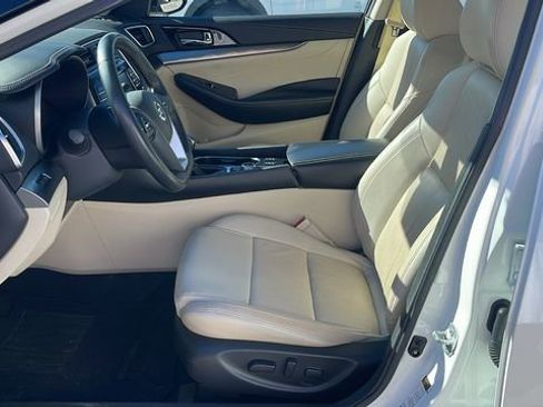 Used 2023 Nissan Maxima SV w/ Floor Mat Group image 23