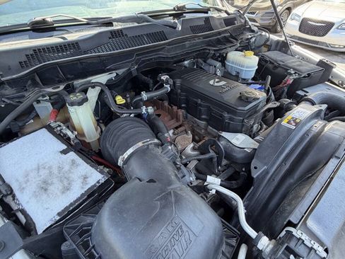Used 2014 RAM 3500 Laramie AWD/4WD image 31