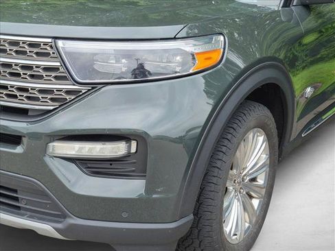Used 2022 Ford Explorer King Ranch w/ Premium Technology Package AWD/4WD image 12
