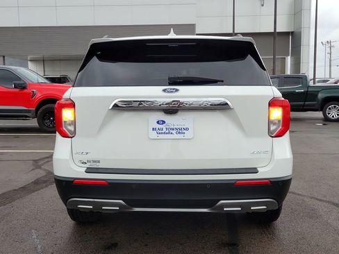 Certified 2023 Ford Explorer XLT w/ Equipment Group 202A image 5