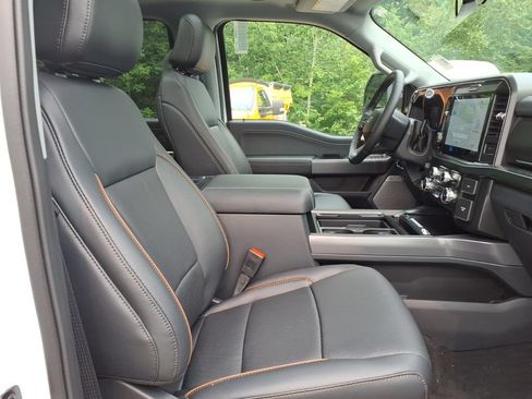 New 2026 Ford F250 Lariat w/ Black Appearance Package AWD/4WD image 14