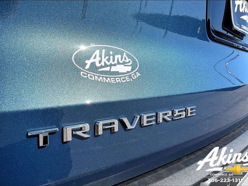 New 2026 Chevrolet Traverse LT w/ Sun and Wheel Package image 14