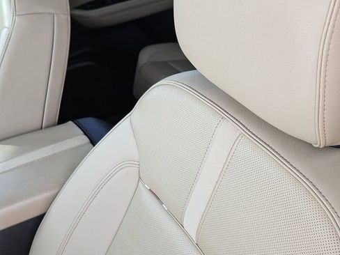 Used 2022 Chevrolet Blazer Premier w/ Enhanced Convenience Package image 25