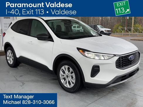 Used 2025 Ford Escape Active image 21