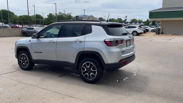 Used 2026 Jeep Compass Trailhawk AWD/4WD image 6