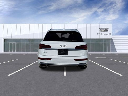 Used 2023 Audi Q5 2.0T Premium w/ Convenience Package AWD/4WD image 12
