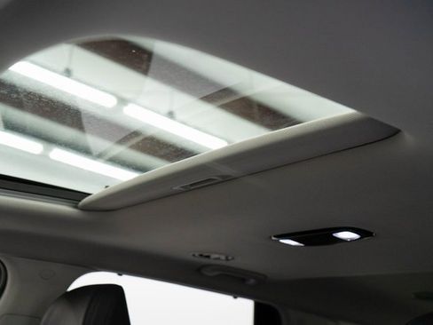 Used 2023 Hyundai Palisade SEL image 2