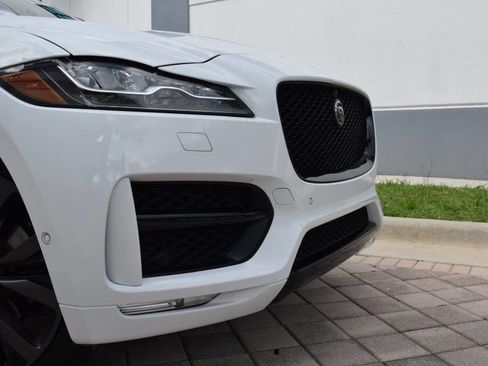 Used 2019 Jaguar F-PACE R-Sport AWD/4WD image 15