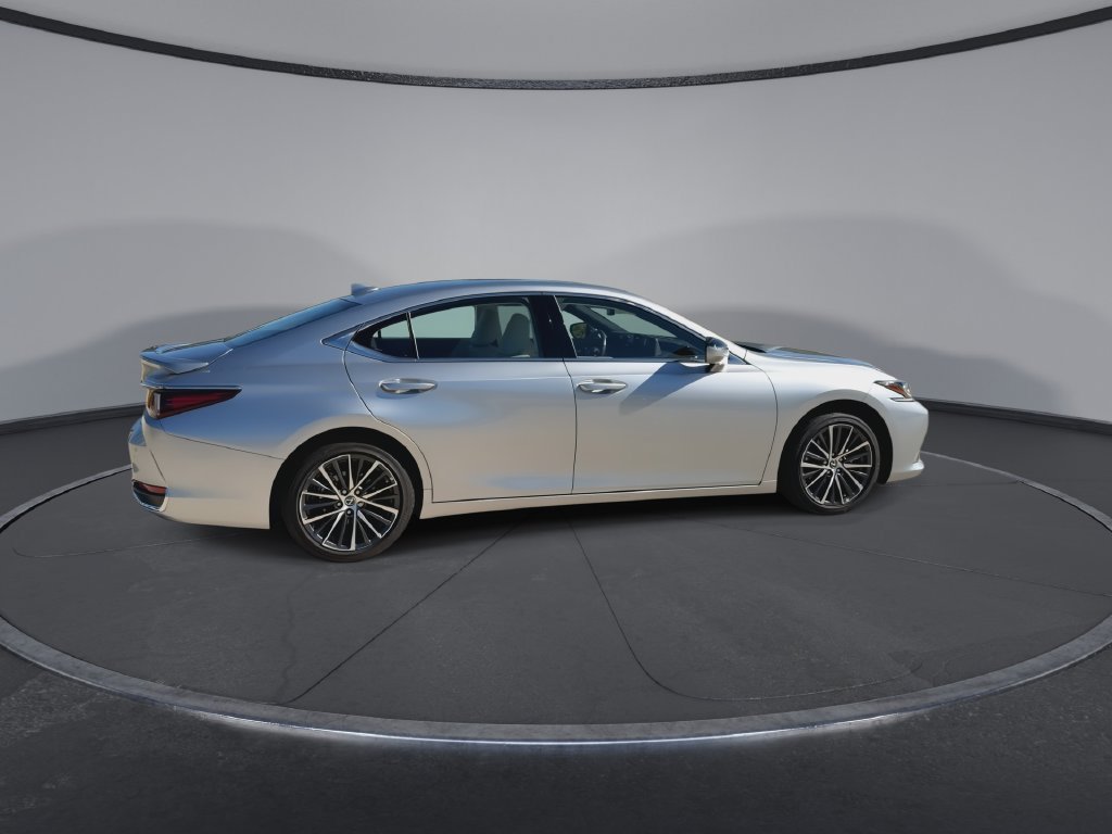 Certified 2025 Lexus ES 300h w/ Premium Package FWD image 2