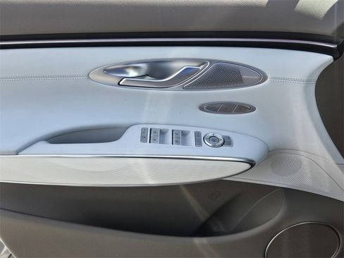 New 2026 Genesis GV70 2.5T Advanced image 13