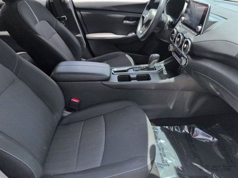Used 2025 Nissan Sentra SV FWD image 30