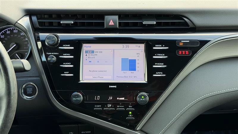 Used 2020 Toyota Camry SE w/ Convenience Package FWD image 26