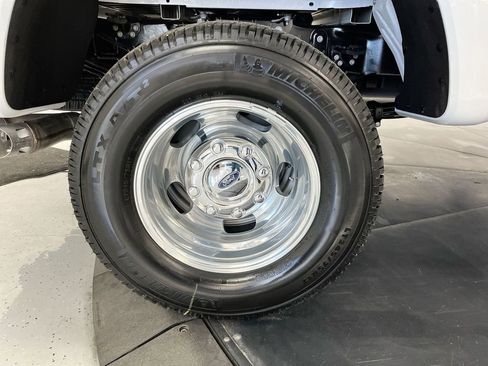 New 2026 Ford F350 XLT image 10