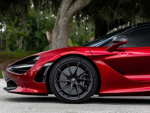 Used 2018 McLaren 720S Luxury RWD image 31