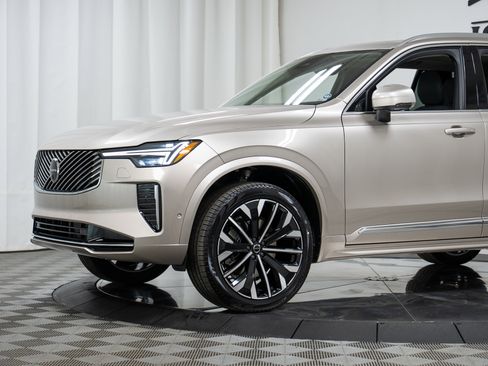 New 2026 Volvo XC90 B6 Plus image 26
