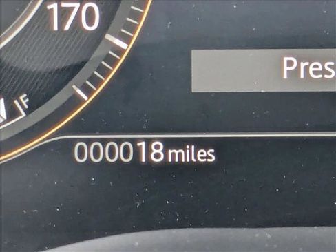 New 2026 Jaguar F-PACE R-Dynamic S image 11