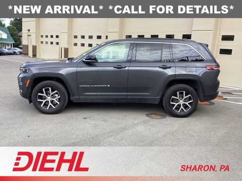Used 2024 Jeep Grand Cherokee Limited w/ Trailer Tow Package AWD/4WD image 4