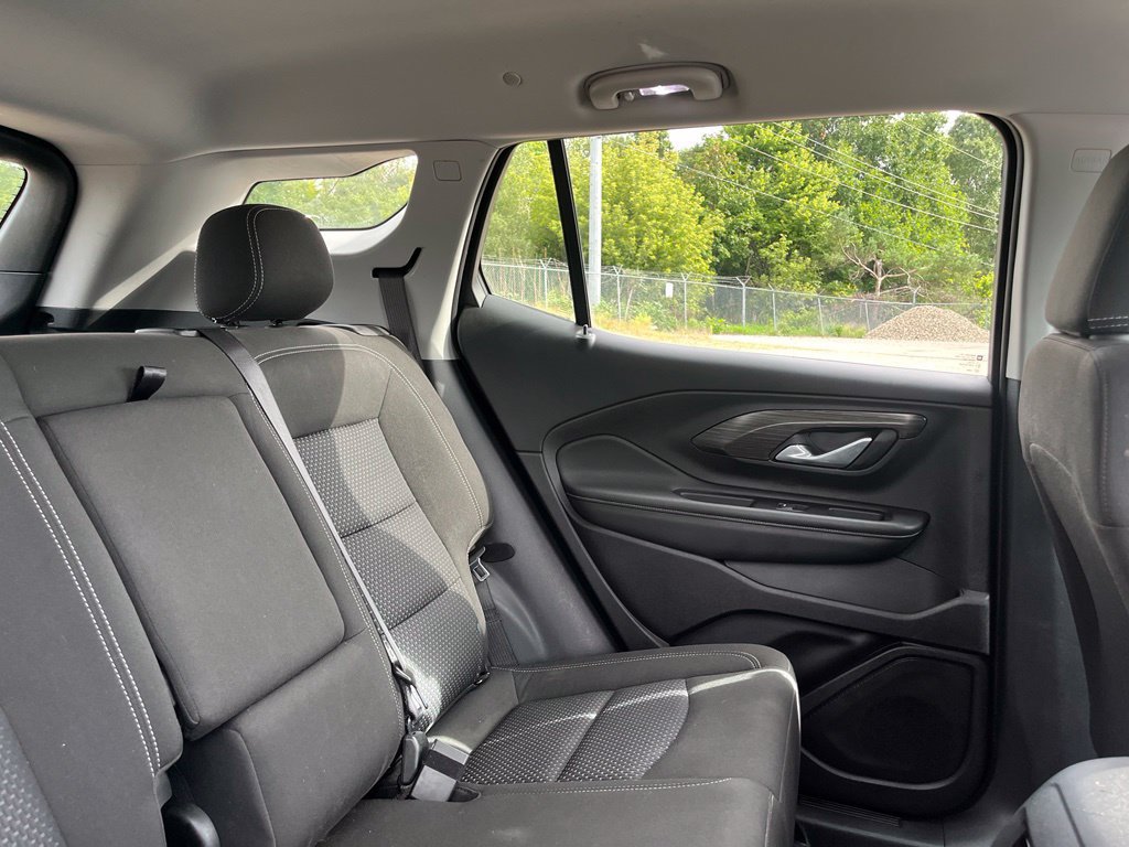 Used 2024 GMC Terrain SLE w/ Driver Convenience Package AWD/4WD image 37