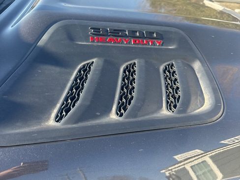 Used 2024 RAM 3500 Laramie w/ Night Edition image 25