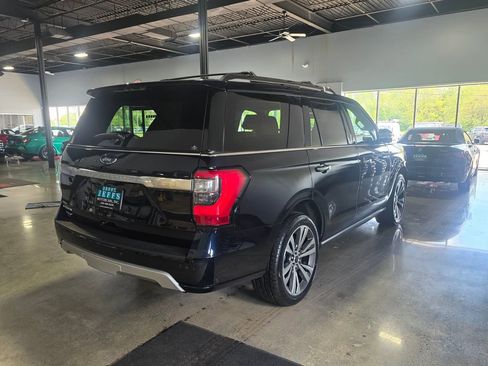 Used 2021 Ford Expedition Platinum AWD/4WD image 4