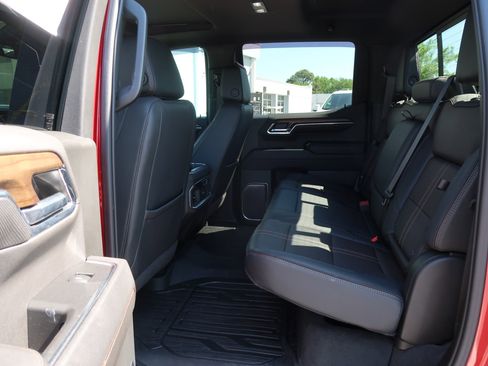 Used 2023 Chevrolet Silverado 1500 High Country AWD/4WD image 34