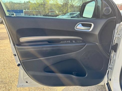 Used 2020 Dodge Durango SXT AWD/4WD image 40
