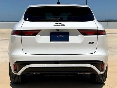 New 2026 Jaguar F-PACE R-Dynamic S image 4