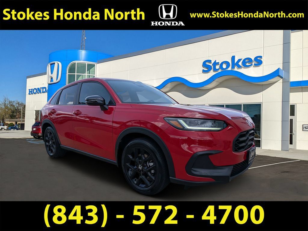 Used 2025 Honda HR-V Sport image 1