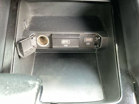 Used 2021 Kia Telluride S FWD image 27