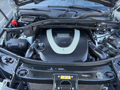 Used 2012 Mercedes-Benz GL 450 4MATIC image 16