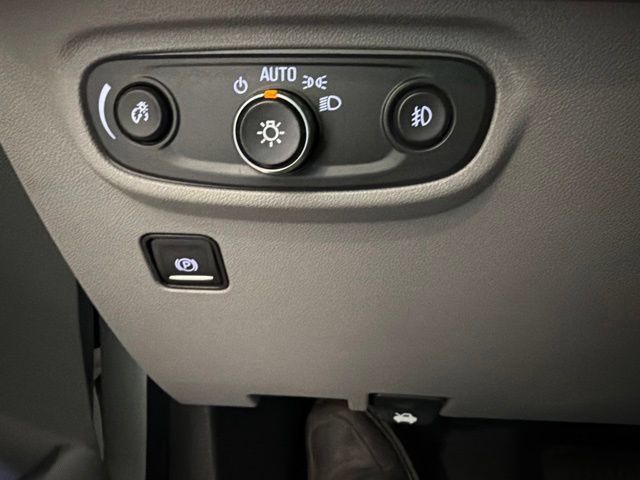 Used 2019 GMC Terrain SLT w/ Preferred Package FWD image 15