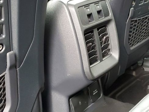 New 2025 Ford Bronco Big Bend w/ Black Diamond Package image 31