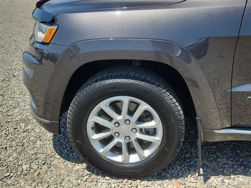 Used 2018 Jeep Grand Cherokee Summit w/ Platinum Series Group image 9