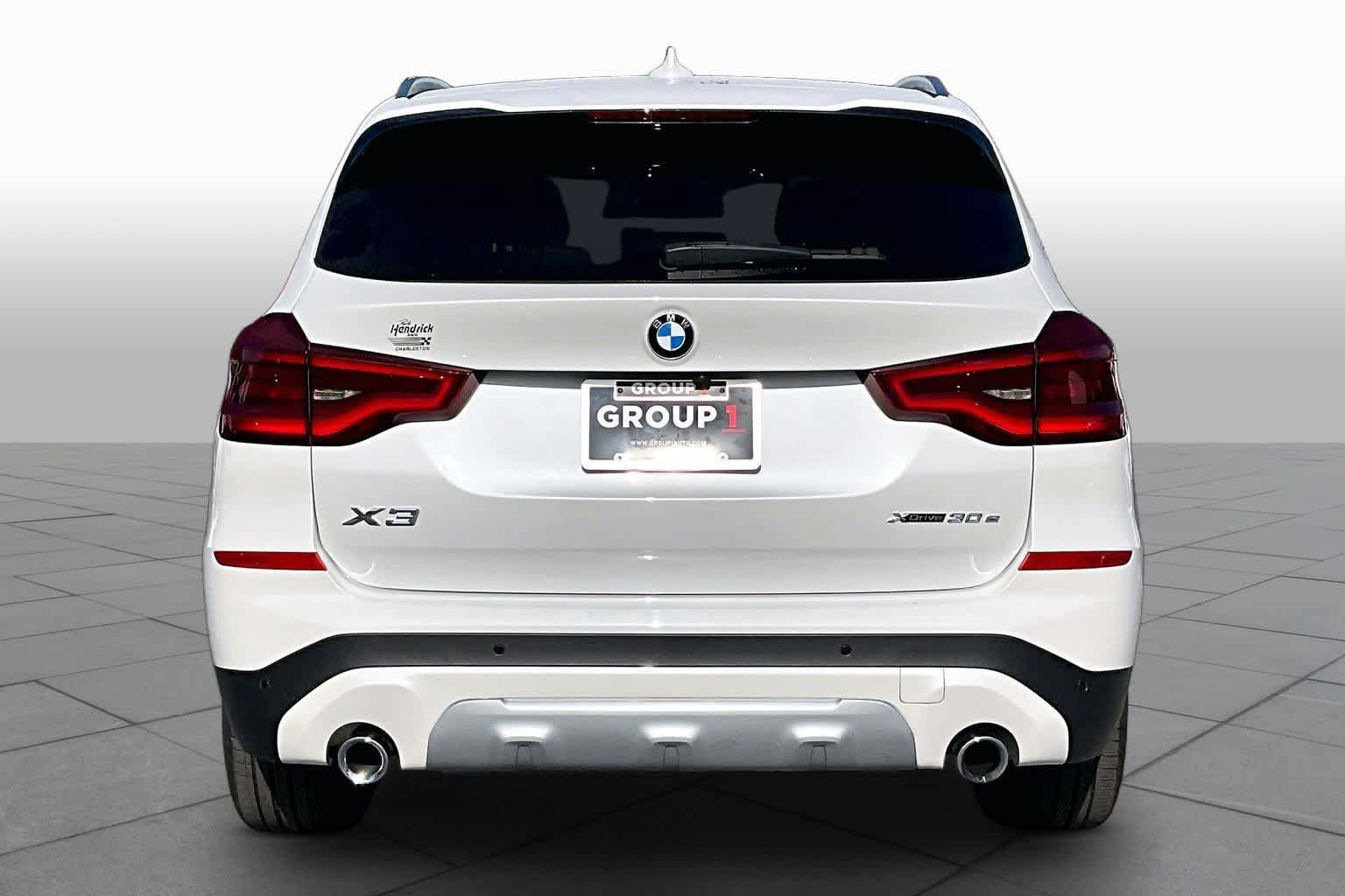 Used 2021 BMW X3 xDrive30e w/ Executive Package AWD/4WD image 5