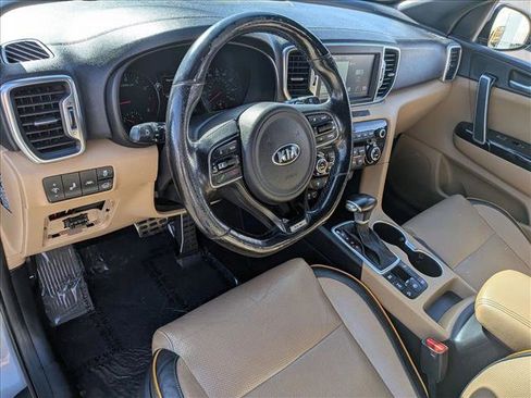 Used 2018 Kia Sportage SX image 10