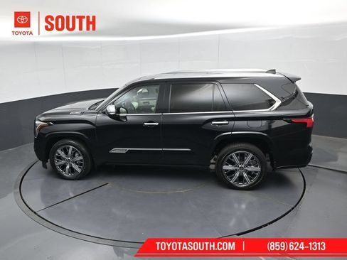 Used 2024 Toyota Sequoia Capstone AWD/4WD image 59