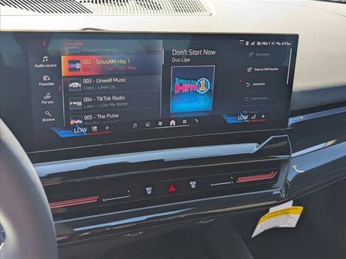 Used 2026 BMW 530i w/ M Sport Package image 11